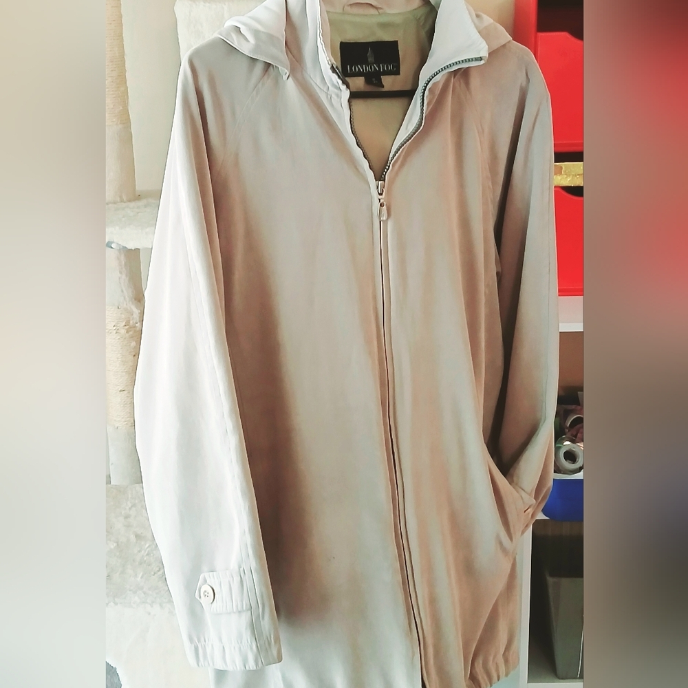LONDON FOG JACKET M *FINAL MARKDOWN*